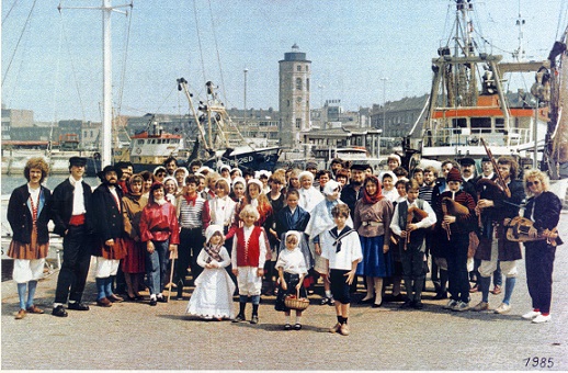 Het Reuzekoor en 1985 - Archives